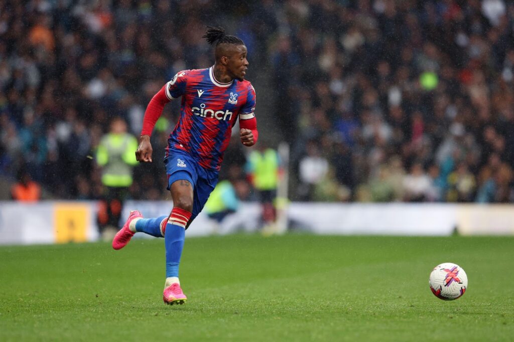 Wilfried Zaha, the talented forward, has left Crystal Palace after the expiration of his contract and joined Turkish giants Galatasaray in a significant transfer development, ending his long spell at Selhurst Park.
